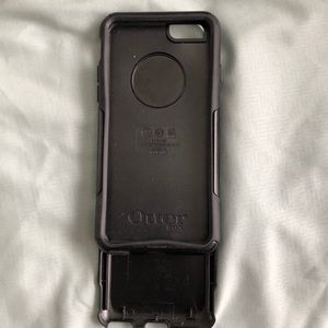 Iphone 6 Otter box case.